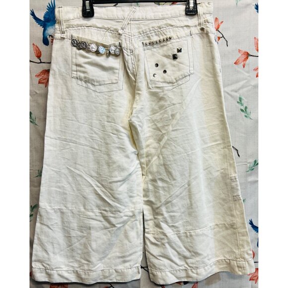 ABS Collection White Wide-Leg Distressed Capri Pants Coin & Stud Charms Size 28 - Picture 2 of 9